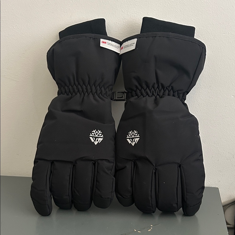 3M Thinsulate Black Insulated Ski Gloves with White Snowflake Logo